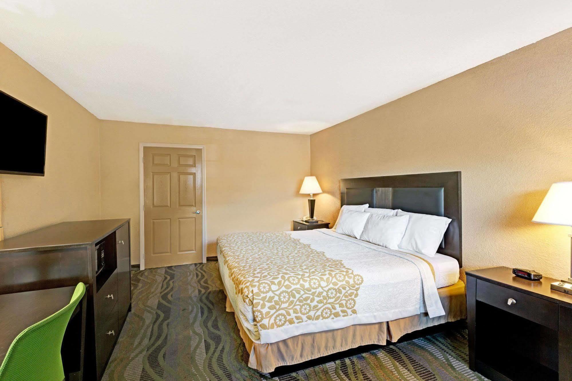 Days Inn By Wyndham Cherokee Near Casino Extérieur photo